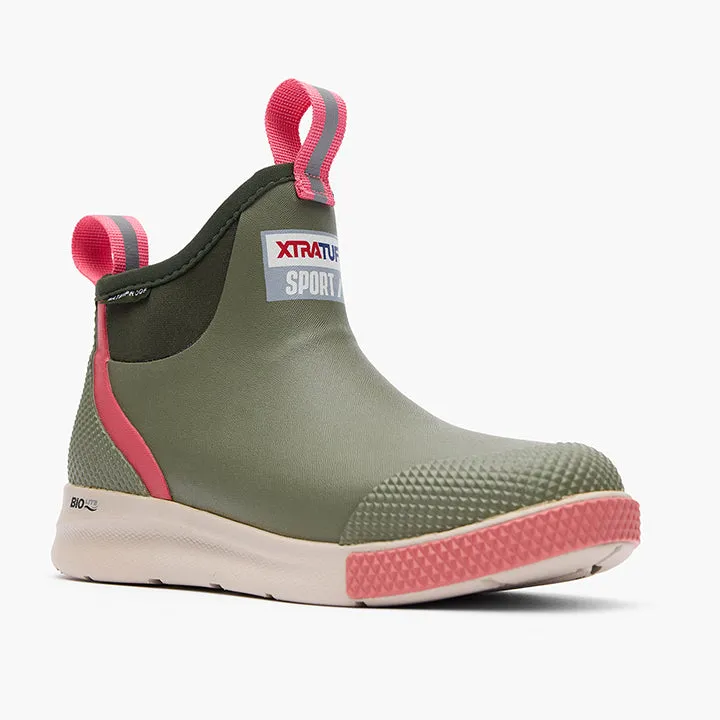 Women's XTRATUF 6 Inch Ankle Deck Boot Sport ADSW302
